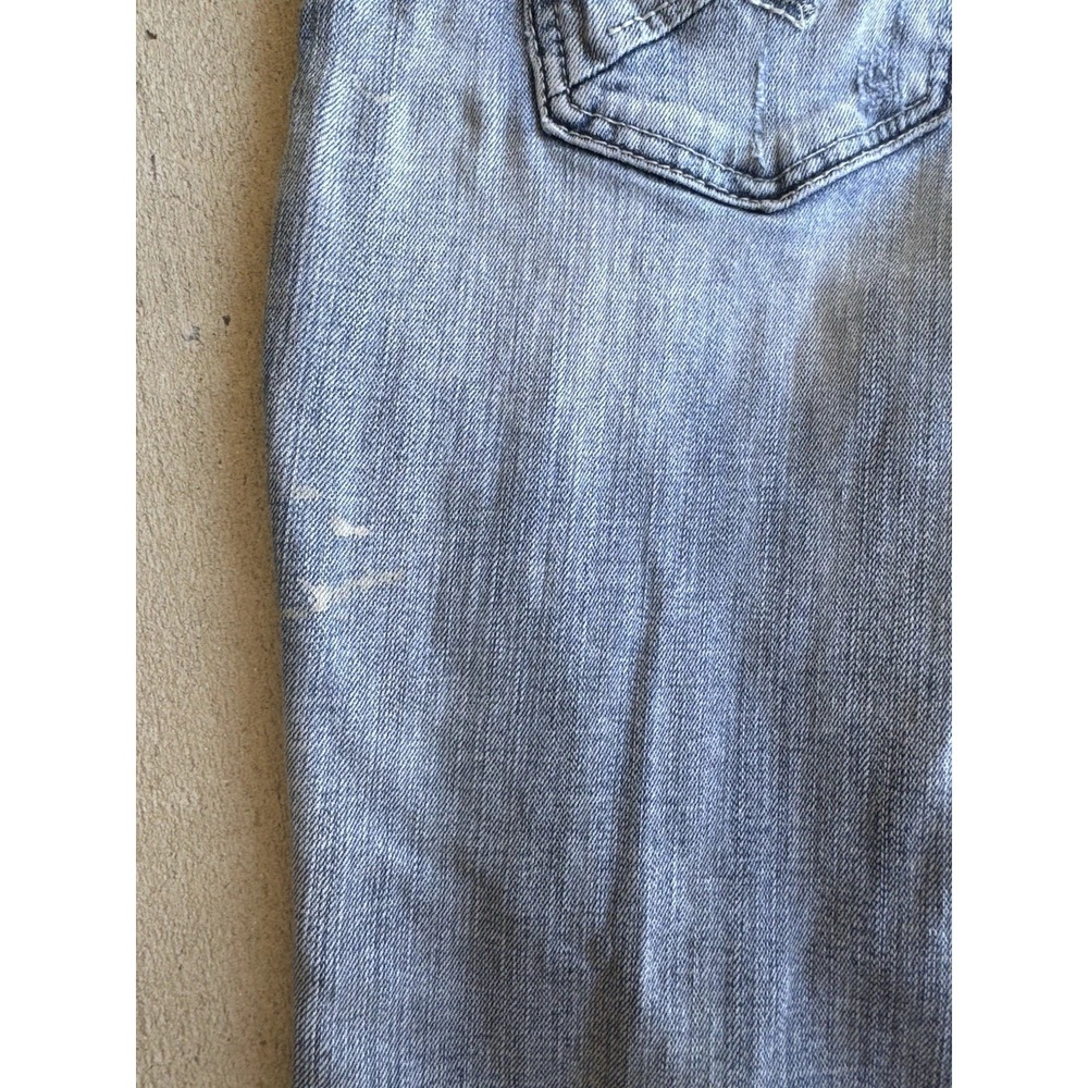 BKE Jake Bootleg Jeans Mens 30x32 Light Wash Blue Very Distressed Stained Denim - Picture 11 of 12